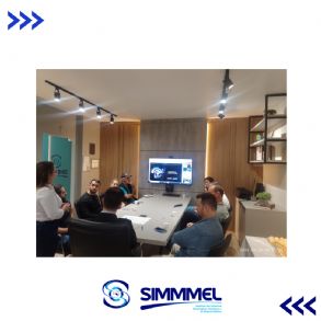 SIMMMEL apresenta resultado do projeto Metalmecânico na reunião de diretoria